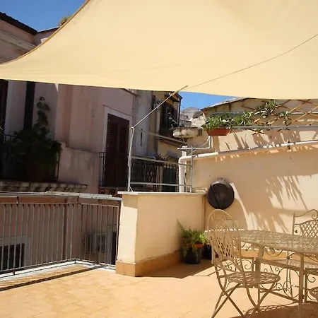 Apartment Terrazza In Centro, Palazzo Florio *