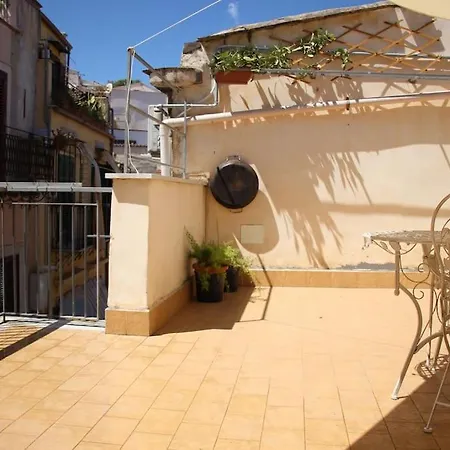 Apartment Terrazza In Centro, Palazzo Florio *